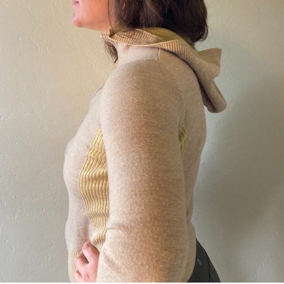 PATAGONIA Full Zip Jacket Cardigan Sweater with hood merino wool Size Small S - Picture 2 of 12